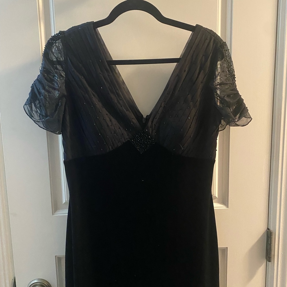 elegant black dress